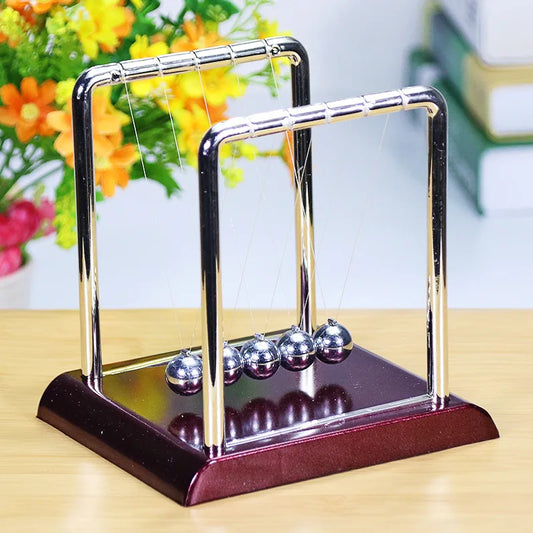NEWTONS CRADLE