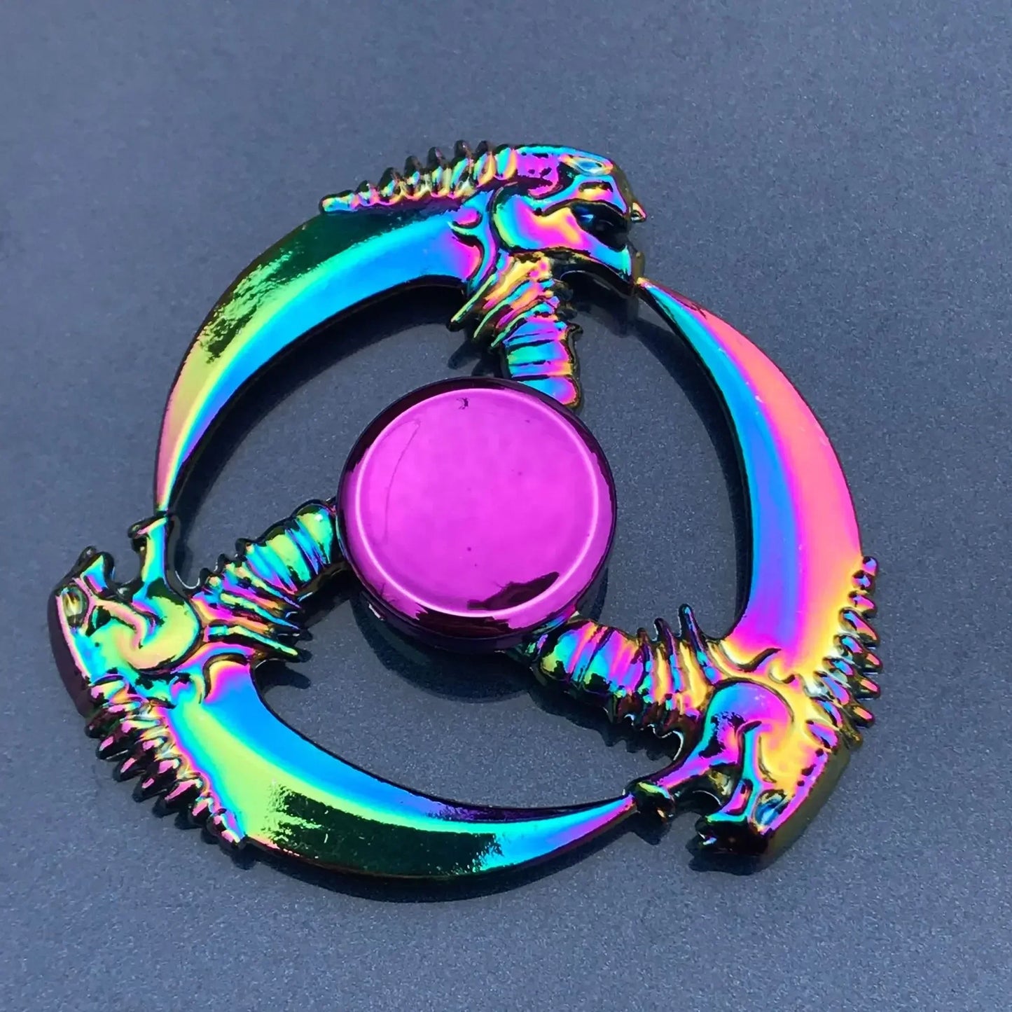 HOLOGRAPHIC FIDGET SPINNERS