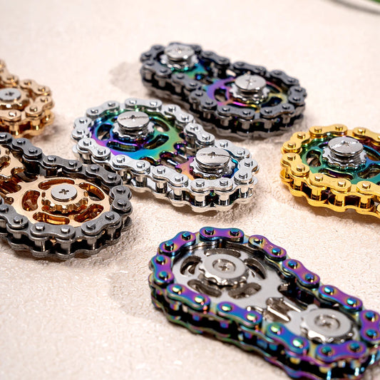 1 colorful metal bicycle chain-shaped fidget spinner toy, effective in relieving stress